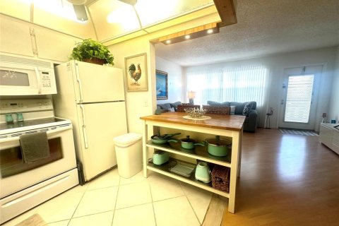 Condominio en venta en Deerfield Beach, Florida, 1 dormitorio, 54.35 m2 № 2147267 - foto 8