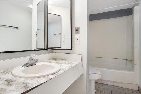 Copropriété à louer à Haines City, Floride: 2 chambres, 104.33 m2 № 2380302 - photo 18