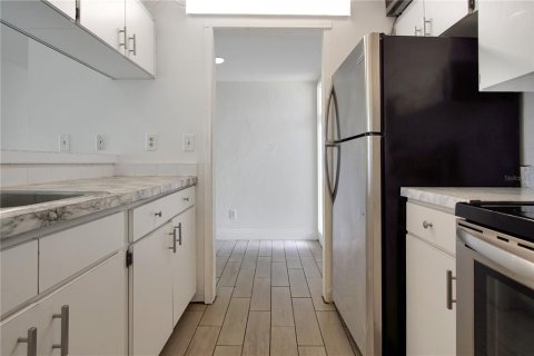 Copropriété à louer à Haines City, Floride: 2 chambres, 104.33 m2 № 2380302 - photo 6