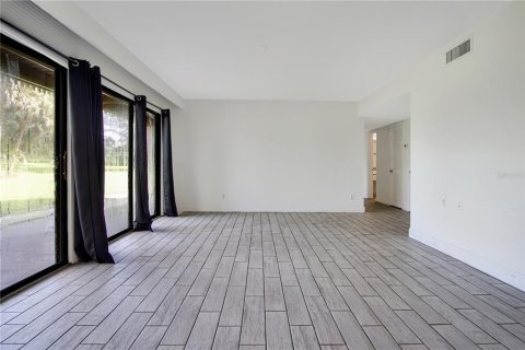 Copropriété à louer à Haines City, Floride: 2 chambres, 104.33 m2 № 2380302 - photo 8