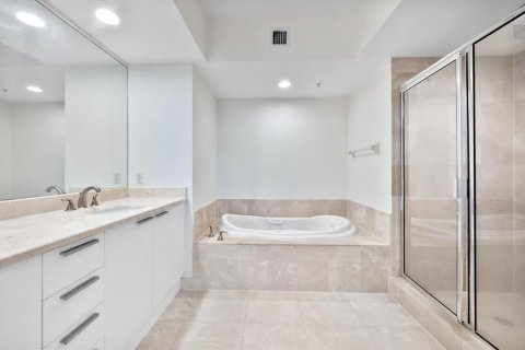 Copropriété à vendre à North Miami, Floride: 3 chambres, 169.27 m2 № 2147368 - photo 22