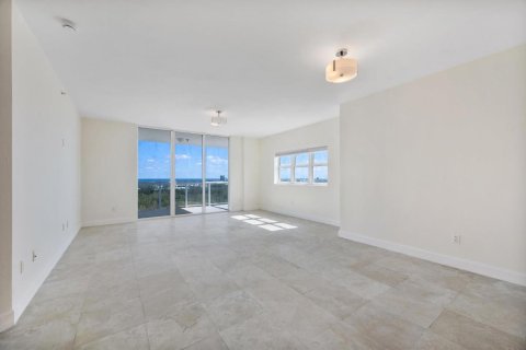 Copropriété à vendre à North Miami, Floride: 3 chambres, 169.27 m2 № 2147368 - photo 4