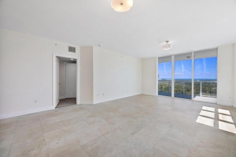 Copropriété à vendre à North Miami, Floride: 3 chambres, 169.27 m2 № 2147368 - photo 6
