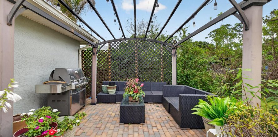 Casa en St. Lucie, Florida 5 dormitorios, 269.51 m2 № 2271354