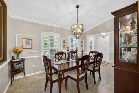 Casa en venta en St. Lucie, Florida, 5 dormitorios, 269.51 m2 № 2271354 - foto 5