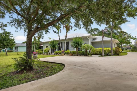 Casa en venta en St. Lucie, Florida, 5 dormitorios, 269.51 m2 № 2271354 - foto 3
