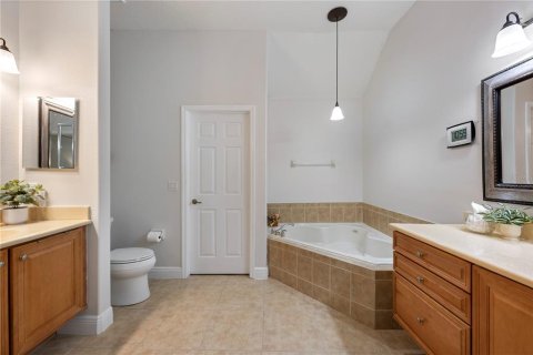 Купить таунхаус в Мейтленд, Флорида 10 комнат, 229.84м2, № 2223709 - фото 22