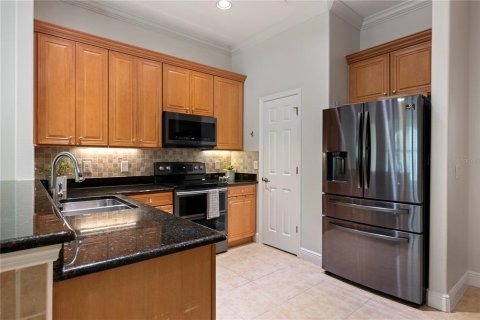 Купить таунхаус в Мейтленд, Флорида 10 комнат, 229.84м2, № 2223709 - фото 16