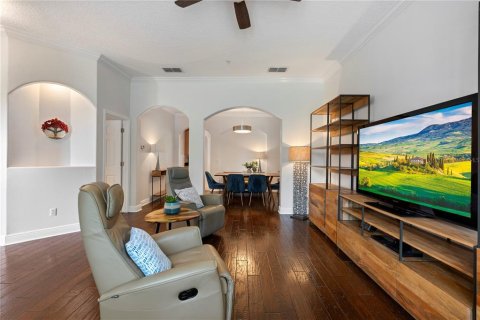 Купить таунхаус в Мейтленд, Флорида 10 комнат, 229.84м2, № 2223709 - фото 9
