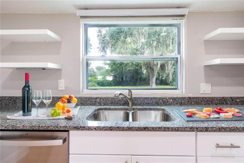 House in DeBary, Florida 3 bedrooms, 110.27 sq.m. № 1825438 - photo 14