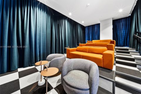 Купить кондоминиум в Майами, Флорида 1 спальня, 58.53м2, № 2054770 - фото 25