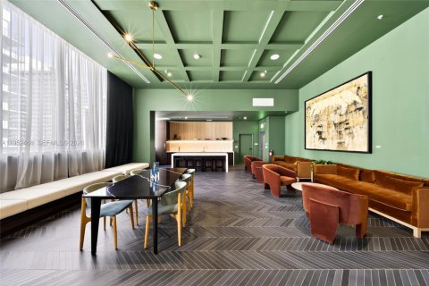 Купить кондоминиум в Майами, Флорида 1 спальня, 58.53м2, № 2054770 - фото 15