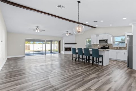 Casa en venta en Clearwater, Florida, 3 dormitorios, 159.42 m2 № 2156975 - foto 8