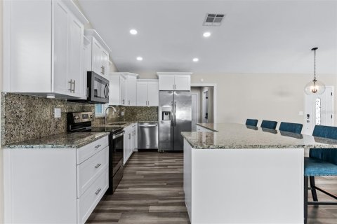 Casa en venta en Clearwater, Florida, 3 dormitorios, 159.42 m2 № 2156975 - foto 17