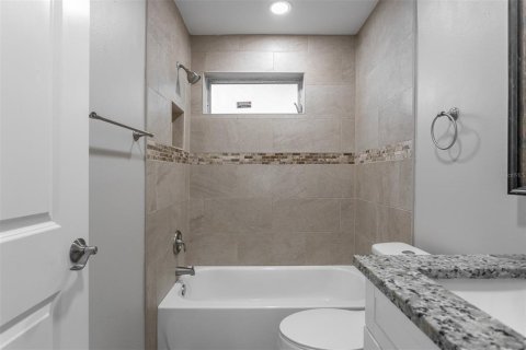 Casa en venta en Clearwater, Florida, 3 dormitorios, 159.42 m2 № 2156975 - foto 27