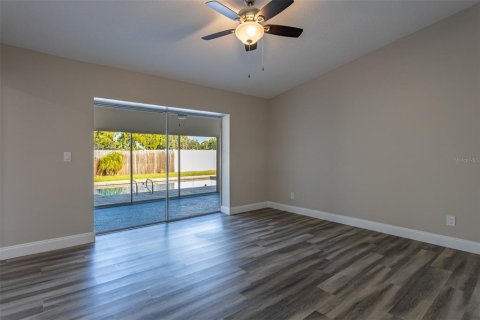 Casa en venta en Clearwater, Florida, 3 dormitorios, 159.42 m2 № 2156975 - foto 19