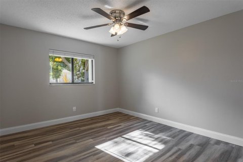 Casa en venta en Clearwater, Florida, 3 dormitorios, 159.42 m2 № 2156975 - foto 25