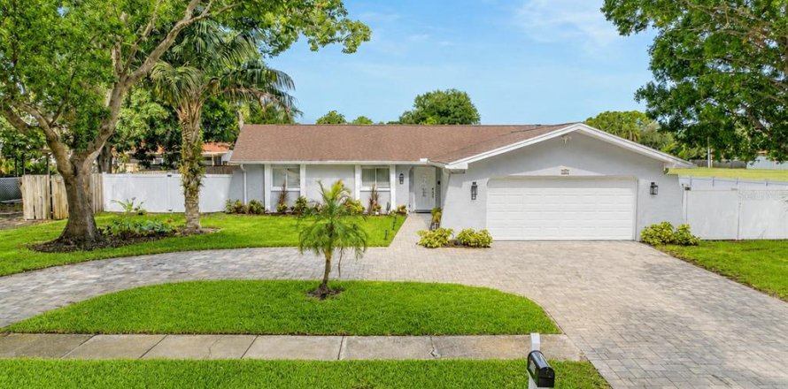 Casa en Clearwater, Florida 3 dormitorios, 159.42 m2 № 2156975