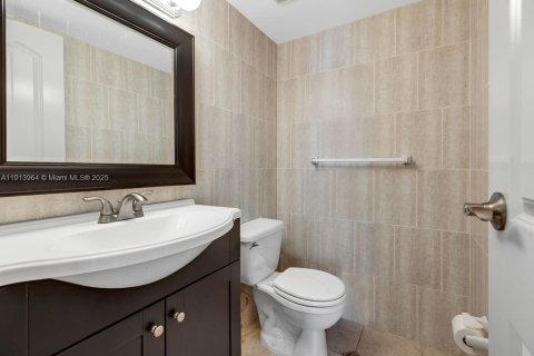 Copropriété à vendre à Miami Beach, Floride: 1 chambre, 88.81 m2 № 1968986 - photo 10