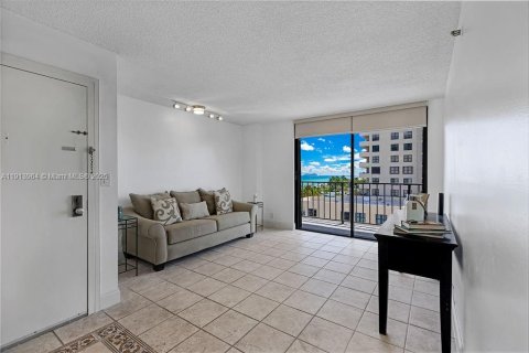 Copropriété à vendre à Miami Beach, Floride: 1 chambre, 88.81 m2 № 1968986 - photo 2