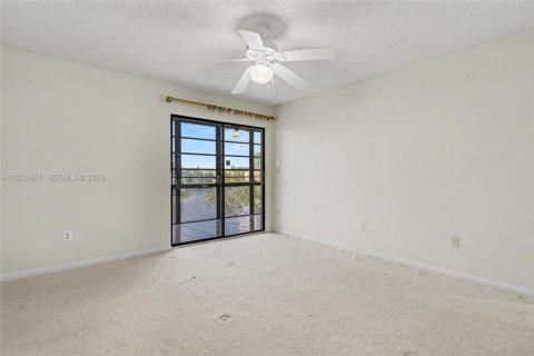 Condominio en venta en Tamarac, Florida, 2 dormitorios, 93.83 m2 № 2152681 - foto 27