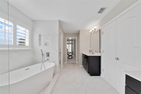 Villa ou maison à vendre à DeLand, Floride: 4 chambres, 367.24 m2 № 2437184 - photo 27
