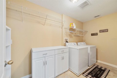 Villa ou maison à vendre à DeLand, Floride: 4 chambres, 367.24 m2 № 2437184 - photo 17