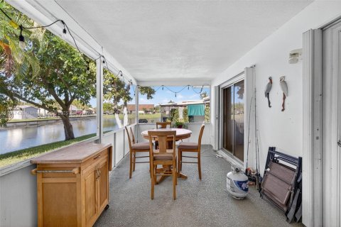 House in Tamarac, Florida 2 bedrooms, 120.03 sq.m. № 1882305 - photo 26