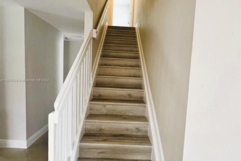 Casa en venta en Miramar, Florida, 4 dormitorios, 249.35 m2 № 1989130 - foto 27