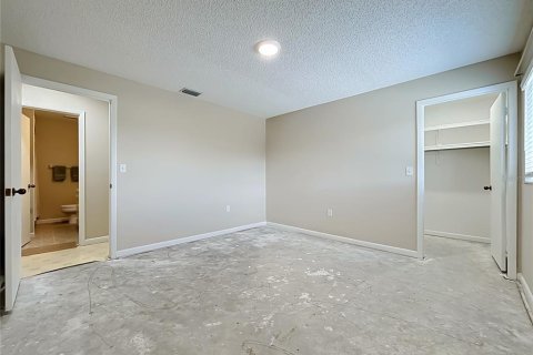 Villa ou maison à vendre à Lakeland, Floride: 3 chambres, 217.02 m2 № 2422739 - photo 28
