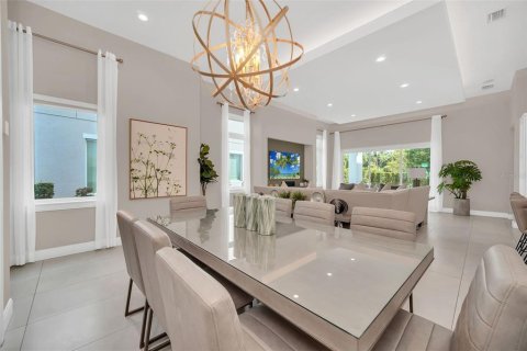 House in Four Corners, Florida 5 bedrooms, 379.78 sq.m. № 1831395 - photo 9