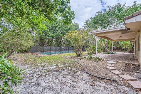 House in Plantation, Florida 3 bedrooms, 144.09 sq.m. № 1620010 - photo 27