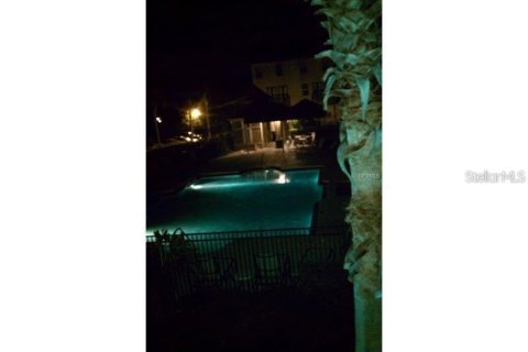 Townhouse in Tampa, Florida 3 bedrooms, 157.19 sq.m. № 2377827 - photo 12