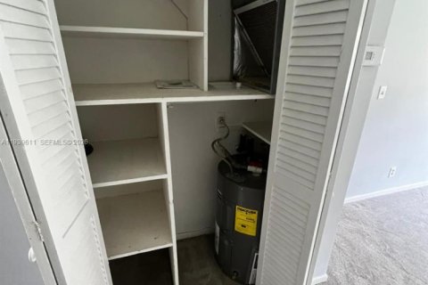 Купить кондоминиум в Помпано-Бич, Флорида 2 спальни, 72.46м2, № 1996999 - фото 5