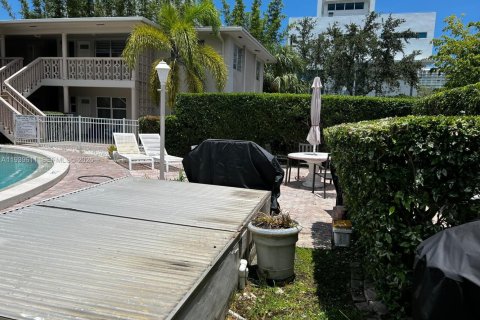 Купить кондоминиум в Помпано-Бич, Флорида 2 спальни, 72.46м2, № 1996999 - фото 17