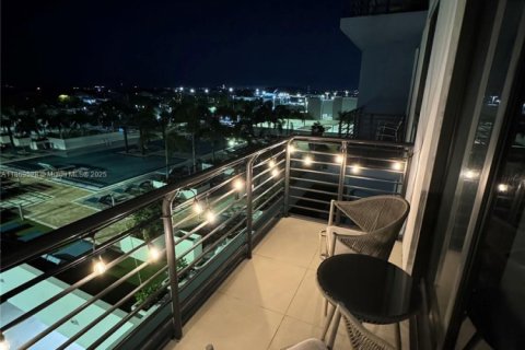 Apartment in Doral, Florida 39.3 sq.m. № 1979404 - photo 22