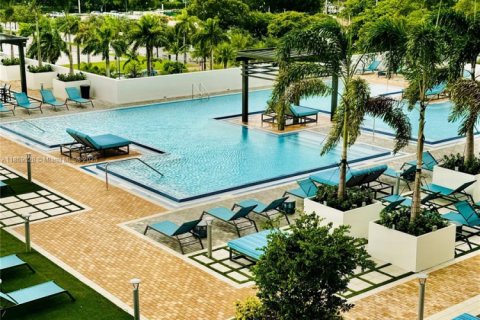 Apartment in Doral, Florida 39.3 sq.m. № 1979404 - photo 3