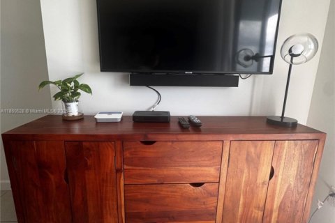 Apartment in Doral, Florida 39.3 sq.m. № 1979404 - photo 26