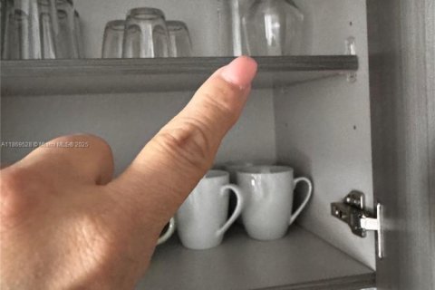 Apartment in Doral, Florida 39.3 sq.m. № 1979404 - photo 28