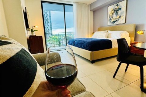 Apartment in Doral, Florida 39.3 sq.m. № 1979404 - photo 4