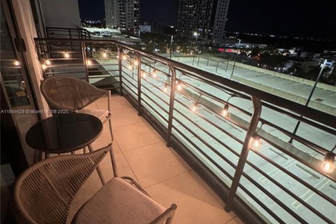 Apartment in Doral, Florida 39.3 sq.m. № 1979404 - photo 21