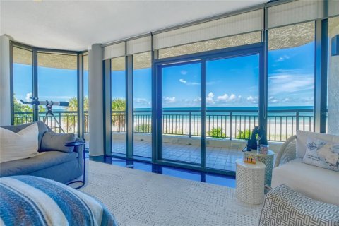 Condo in Indian Shores, Florida, 3 bedrooms  № 2393826 - photo 6