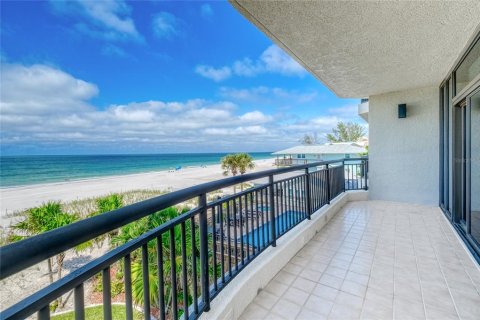 Condo in Indian Shores, Florida, 3 bedrooms  № 2393826 - photo 7