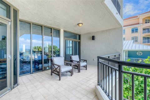 Condo in Indian Shores, Florida, 3 bedrooms  № 2393826 - photo 21