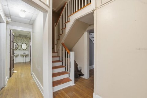 House in Palmetto, Florida 6 bedrooms, 562.99 sq.m. № 2138823 - photo 22