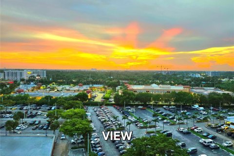 Condo in Aventura, Florida, 2 bedrooms  № 1929996 - photo 6