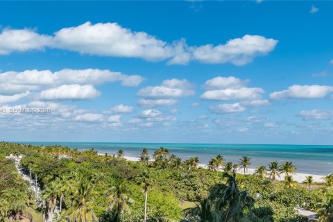 Condo in Key Biscayne, Florida, 2 bedrooms  № 2005027 - photo 9