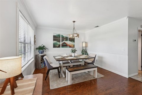 House in Orlando, Florida 3 bedrooms, 181.81 sq.m. № 1801530 - photo 19