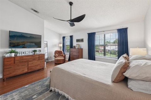 House in Orlando, Florida 3 bedrooms, 181.81 sq.m. № 1801530 - photo 26