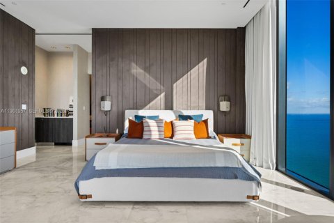 Copropriété à louer à Sunny Isles Beach, Floride: 3 chambres, 189.71 m2 № 2025016 - photo 21